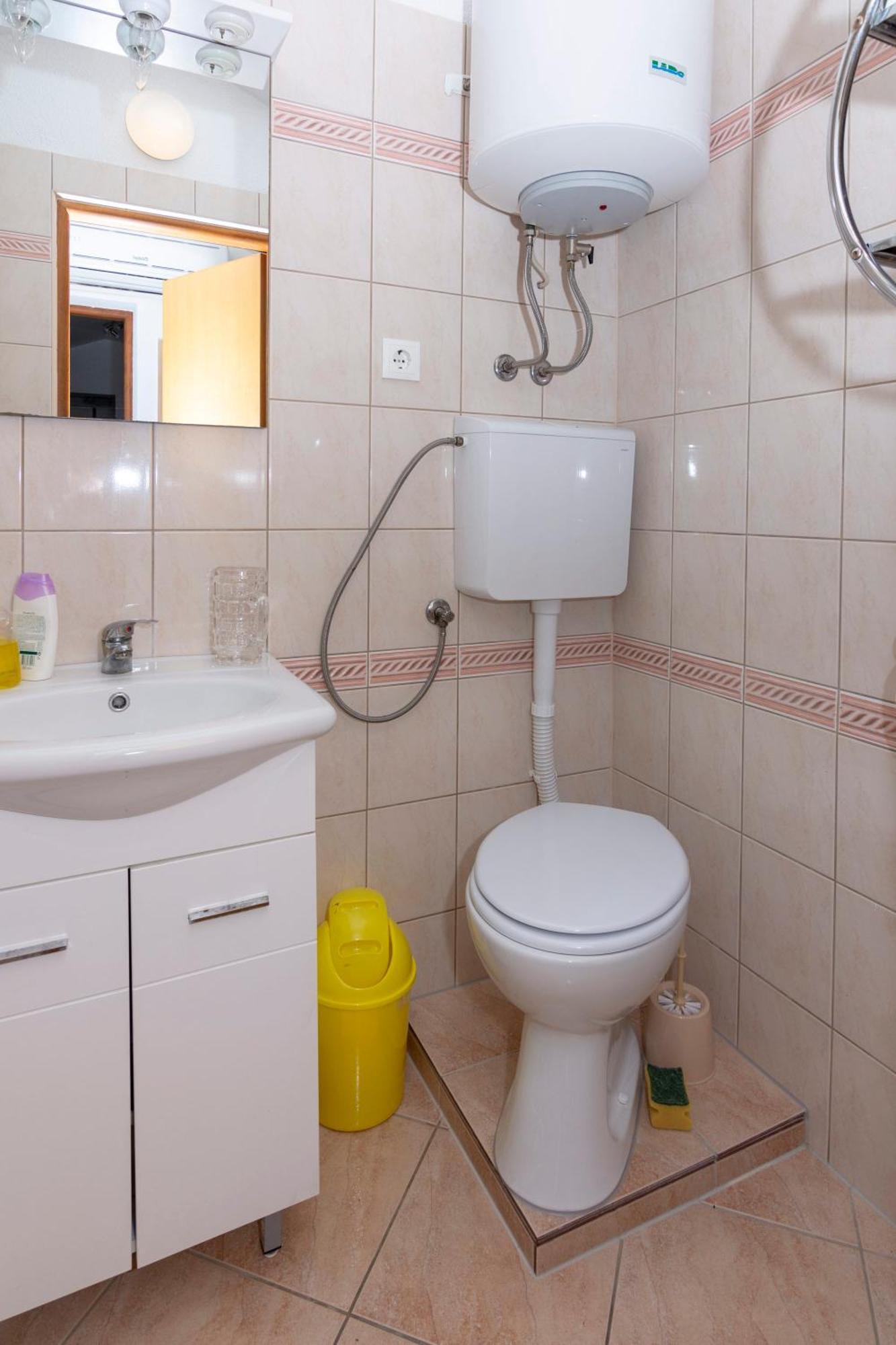 Apartmani Filip Pag Town Zewnętrze zdjęcie